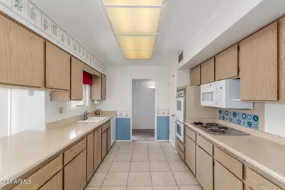 10724 W Cheryl Drive, Sun City, AZ 85351 - Photo 19