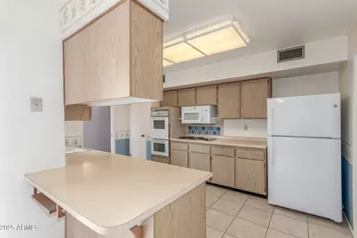 10724 W Cheryl Drive, Sun City, AZ 85351 - Photo 21