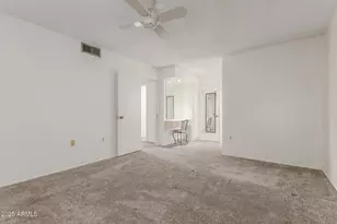 10724 W Cheryl Dr, Sun City, AZ 85351 - Photo 27