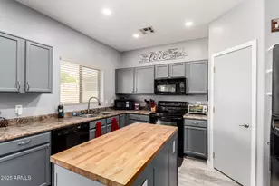 45574 W Tulip Ln, Maricopa, AZ 85139 - Photo 9