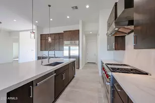 1904 E Creek Canyon Rd, Phoenix, AZ 85086 - Photo 19