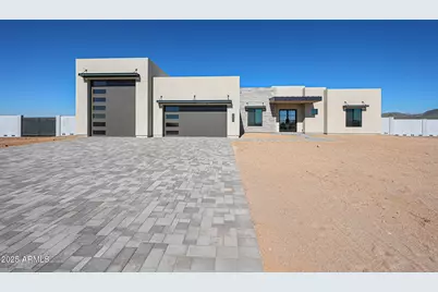 1904 E Creek Canyon Road, Phoenix, AZ 85086 - Photo 1