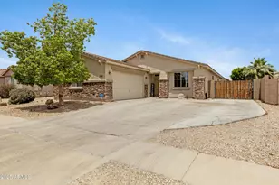 17292 W Pinnacle Vis Dr, Surprise, AZ 85387 - Photo 1