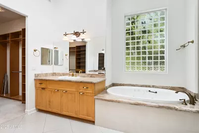 316 E Bethany Home Road, Phoenix, AZ 85012 - Photo 23