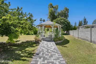 316 E Bethany Home Road, Phoenix, AZ 85012 - Photo 37