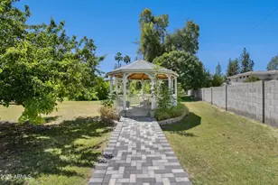 316 E Bethany Home Rd, Phoenix, AZ 85012 - Photo 37