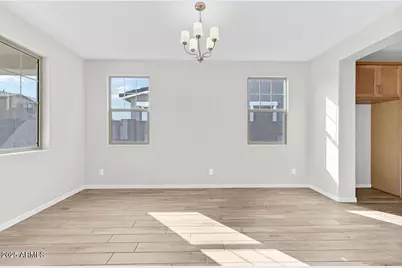 10201 W Weldon Avenue, Avondale, AZ 85392 - Photo 9