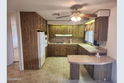 2501 W Wickenburg Way #10, Wickenburg, AZ 85390 - Photo 11