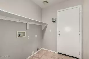 1634 E Harwell Rd, Phoenix, AZ 85042 - Photo 31