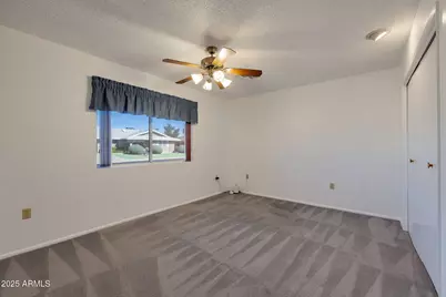 10733 W Saratoga Circle, Sun City, AZ 85351 - Photo 19