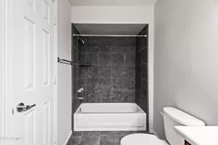 9990 N Scottsdale Rd, Paradise Valley, AZ 85253 - Photo 23