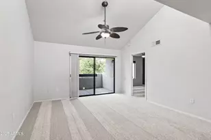 9990 N Scottsdale Rd, Paradise Valley, AZ 85253 - Photo 7