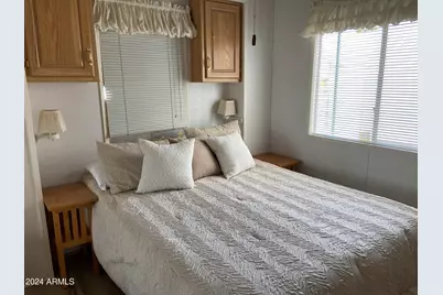 1226 S Seneca Drive, Apache Junction, AZ 85119 - Photo 3