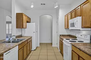 3640 E Torrey Pines Ln, Chandler, AZ 85249 - Photo 15