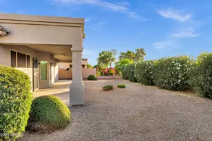 3640 E Torrey Pines Ln, Chandler, AZ 85249 - Photo 43
