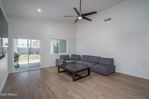 2345 N 28th Pl, Phoenix, AZ 85008 - Photo 13