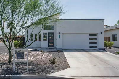 2345 N 28th Place, Phoenix, AZ 85008 - Photo 1