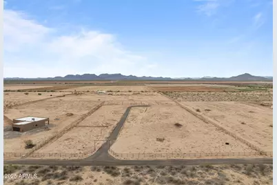 0004 W Long Rifle Lot 4 Road #-, Aguila, AZ 85320 - Photo 3