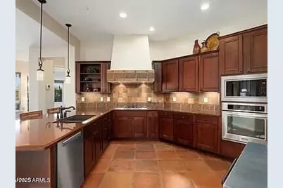 30110 N 129th Glen, Peoria, AZ 85383 - Photo 7