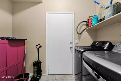 2519 W Burgess Lane, Phoenix, AZ 85041 - Photo 15