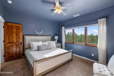 1018 N Amberwood Street, Flagstaff, AZ 86004 - Photo 33