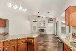 869 W Emerald Island Dr, Gilbert, AZ 85233 - Photo 15