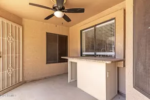 869 W Emerald Island Dr, Gilbert, AZ 85233 - Photo 33