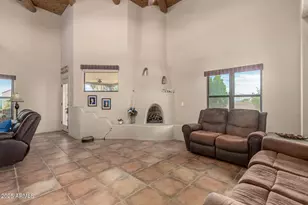 11917 W Equestrian St, Casa Grande, AZ 85194 - Photo 5