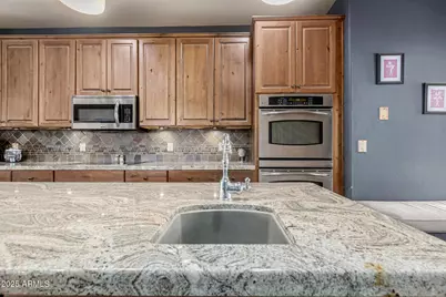 11917 W Equestrian Street, Casa Grande, AZ 85194 - Photo 13