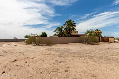 11917 W Equestrian Street, Casa Grande, AZ 85194 - Photo 41