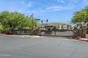 5450 E Deer Valley Dr, Phoenix, AZ 85054 - Photo 23