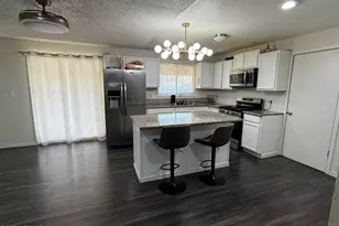 4823 W Palm Ln, Phoenix, AZ 85035 - Photo 3