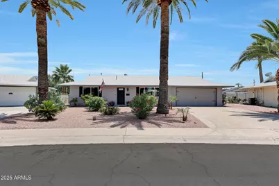 11807 N Cherry Hills Drive E, Sun City, AZ 85351 - Photo 1