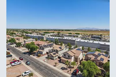 16639 W Saguaro Lane, Surprise, AZ 85388 - Photo 39