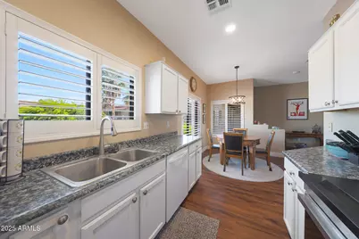 13804 N Saguaro Boulevard #211, Fountain Hills, AZ 85268 - Photo 11