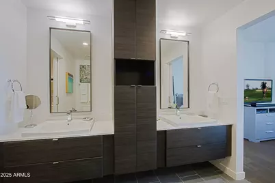 200 W Portland Street #1024, Phoenix, AZ 85003 - Photo 31