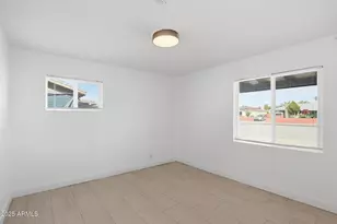 1915 W Missouri Ave, Phoenix, AZ 85015 - Photo 17