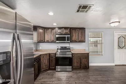 6812 N Polk Street #223, Phoenix, AZ 85043 - Photo 9