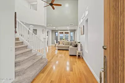 13 E Foothill Drive, Phoenix, AZ 85020 - Photo 3