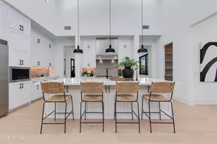 8300 E Dixileta Dr, Scottsdale, AZ 85266 - Photo 9