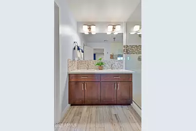 8501 E Jackrabbit Road, Scottsdale, AZ 85250 - Photo 25