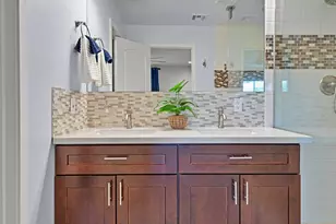 8501 E Jackrabbit Rd, Scottsdale, AZ 85250 - Photo 25