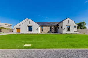 9801 N 53rd Pl, Paradise Valley, AZ 85253 - Photo 1