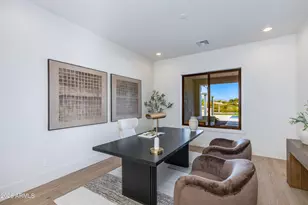 9801 N 53rd Pl, Paradise Valley, AZ 85253 - Photo 21