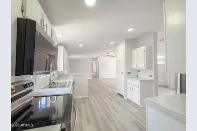 12721 W Greenway Road #39, El Mirage, AZ 85335 - Photo 5