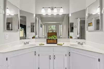 1135 W Sea Fog Drive, Gilbert, AZ 85233 - Photo 11