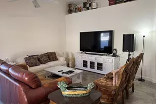 8927 W Paradise Dr, Peoria, AZ 85345 - Photo 13