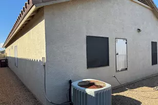 8927 W Paradise Dr, Peoria, AZ 85345 - Photo 7