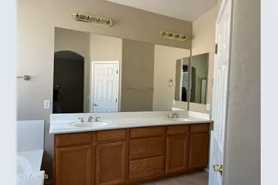 10460 S 182nd Drive, Goodyear, AZ 85338 - Photo 13