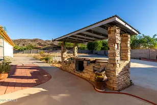 8828 S 16th St, Phoenix, AZ 85042 - Photo 11